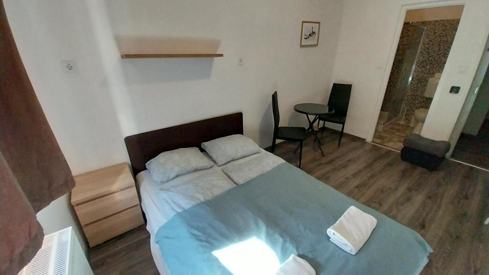 Aradi Rooms With Private Bathroom In The City Centre Budapest Eksteriør bilde