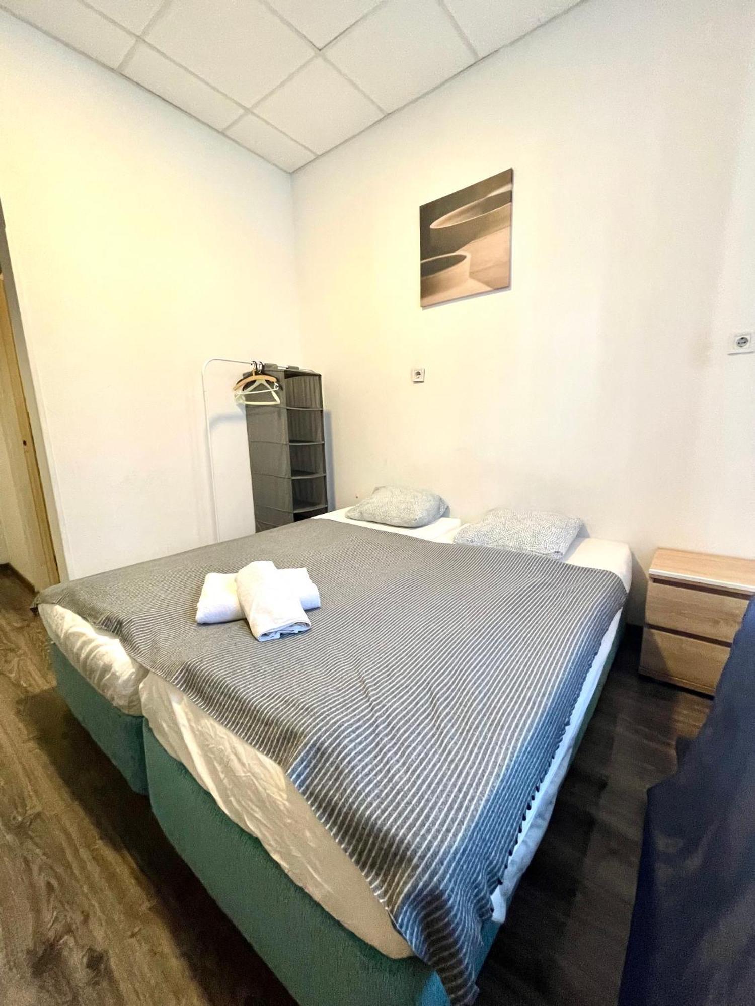 Aradi Rooms With Private Bathroom In The City Centre Budapest Eksteriør bilde