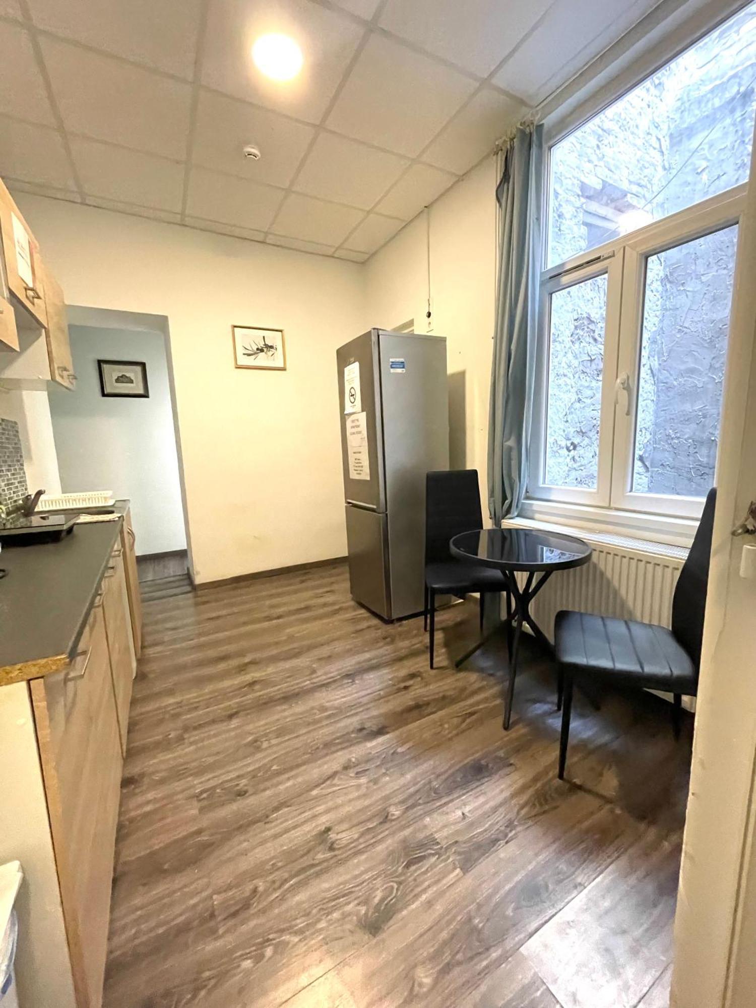 Aradi Rooms With Private Bathroom In The City Centre Budapest Eksteriør bilde